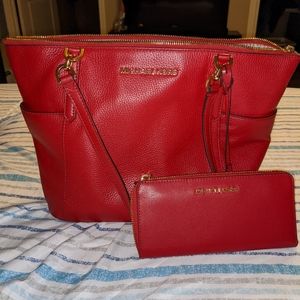 Micheal Kors Purse and Wallet